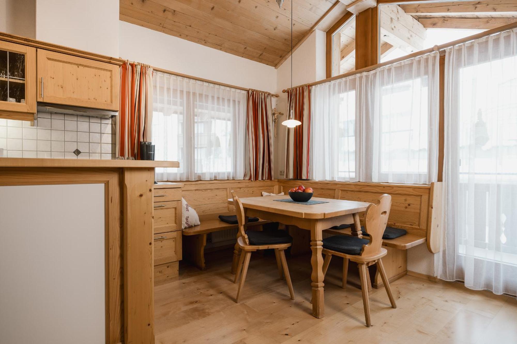 Apart Tyrol Inkl Der Super Sommer Card Im Sommer 2025 ザーファウス エクステリア 写真